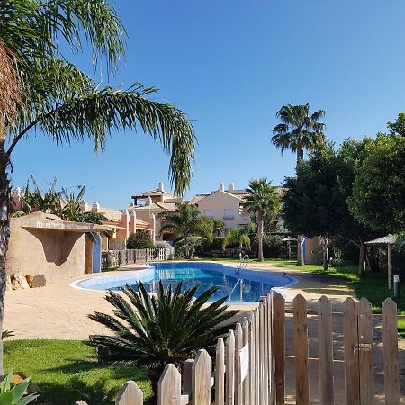 Akutuna - Casa Familiar Con Piscina , Garaje & Pista De Padel Zahara de los Atunes Zewnętrze zdjęcie